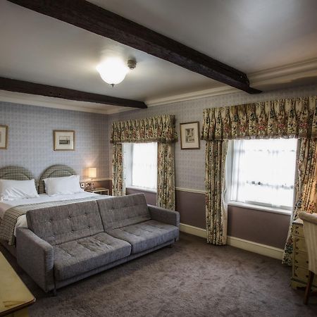 Hazlewood Castle & Spa Тадкастър Екстериор снимка