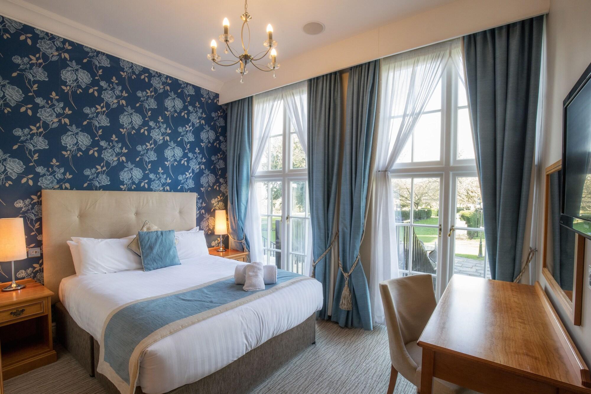 Hazlewood Castle & Spa Тадкастър Екстериор снимка