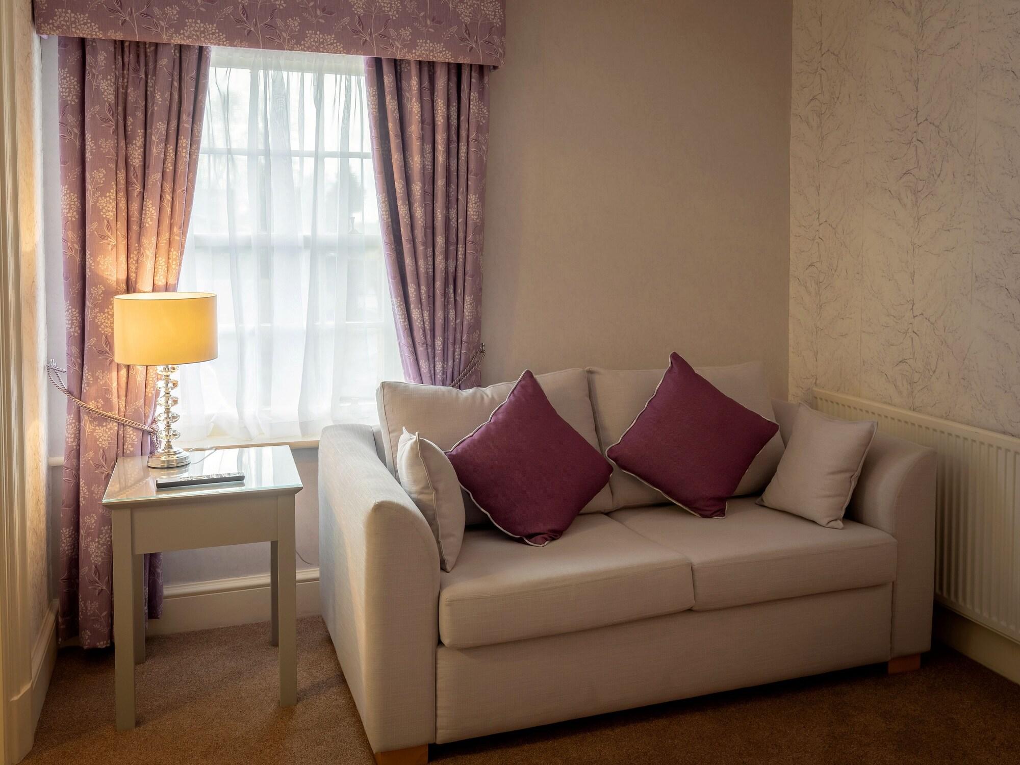 Hazlewood Castle & Spa Тадкастър Екстериор снимка