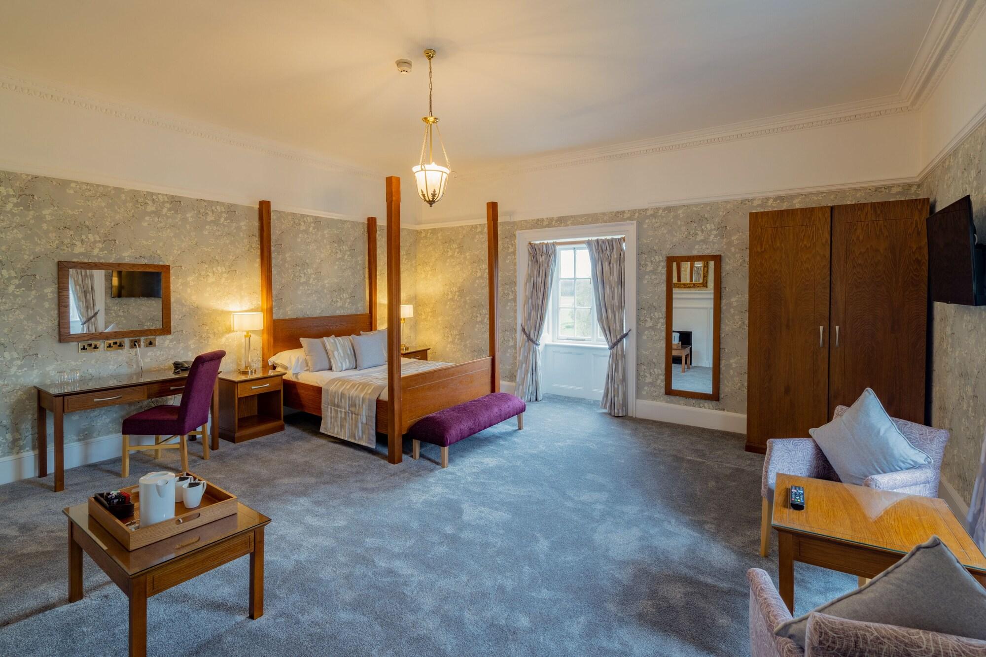 Hazlewood Castle & Spa Тадкастър Екстериор снимка