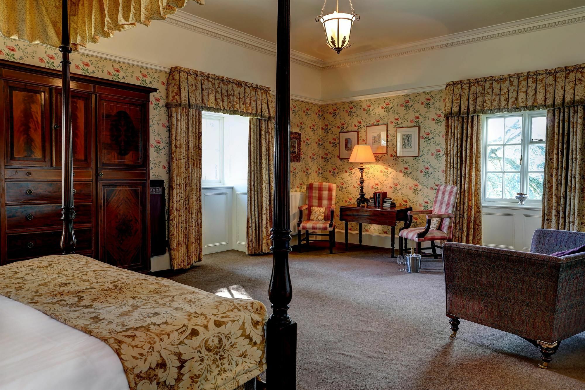 Hazlewood Castle & Spa Тадкастър Екстериор снимка
