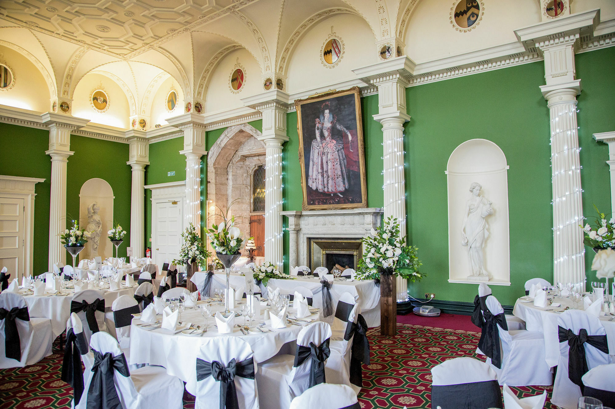 Hazlewood Castle & Spa Тадкастър Екстериор снимка